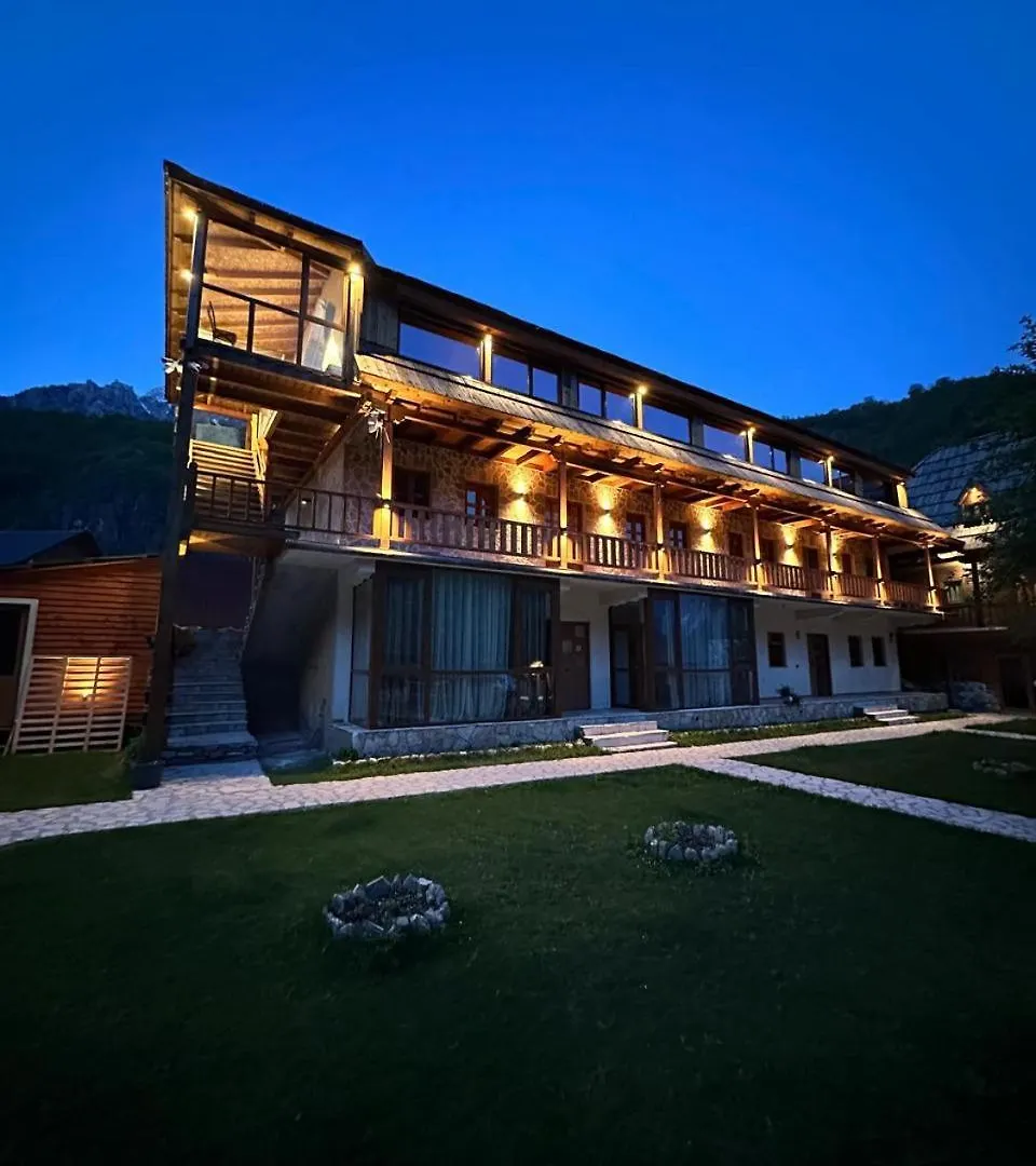 Villa Logu I Harushave à Theth Albanie