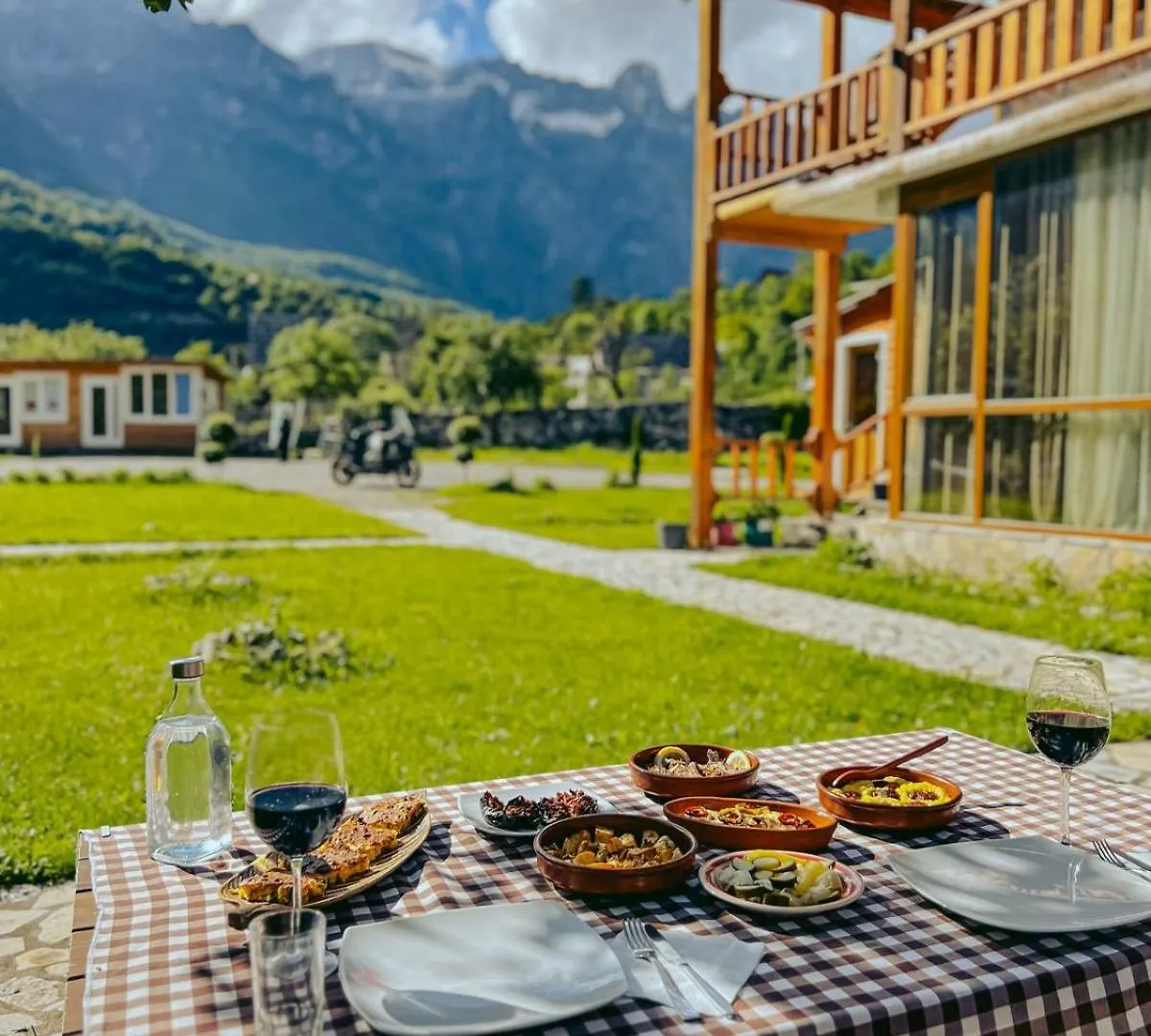 Farm stay Logu I Harushave Villa Theth