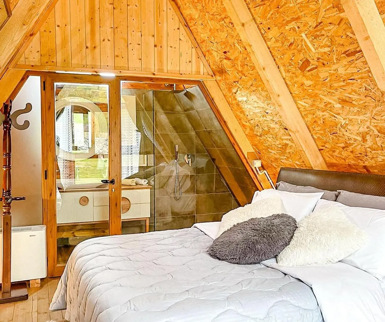 Logu I Harushave Villa Theth 0*,