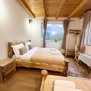 4* Konukevi Dritan Tethorja